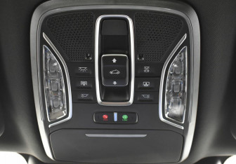 Подержанный автомобиль GAC GS8 2023 года (26 фото)