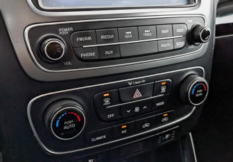 Подержанный автомобиль Kia Sorento 2016 года (21 фото)