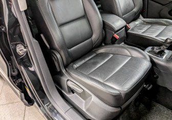 Подержанный автомобиль Volkswagen Tiguan 2012 года (21 фото)