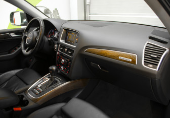 Подержанный автомобиль Audi Q5 2013 года (27 фото)
