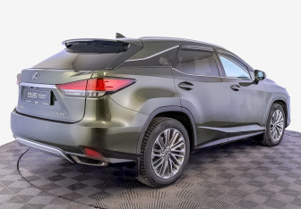 Подержанный автомобиль Lexus RX 2019 года (5 фото)