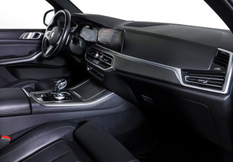 Подержанный автомобиль BMW X5 2019 года (11 фото)