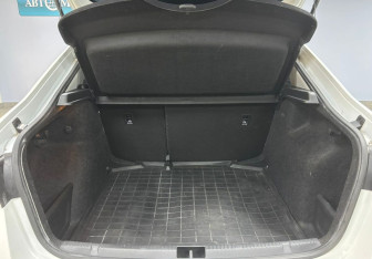 Подержанный автомобиль Skoda Rapid Liftback 2021 года (13 фото)