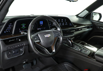 Подержанный автомобиль Cadillac Escalade Suv 2022 года (13 фото)