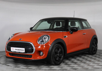Подержанный автомобиль MINI Hatch 2021 года (1 фото)