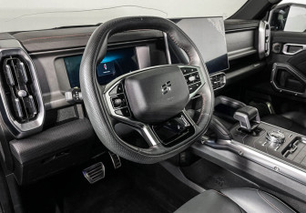 Подержанный автомобиль Jetour T2 2024 года (13 фото)