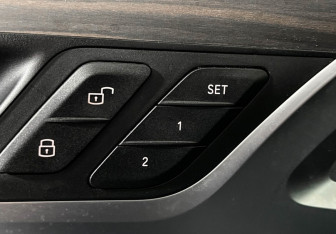 Подержанный автомобиль BMW X3 2019 года (18 фото)
