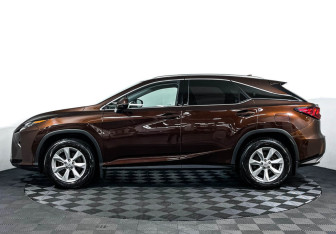 Подержанный автомобиль Lexus RX 2016 года (8 фото)