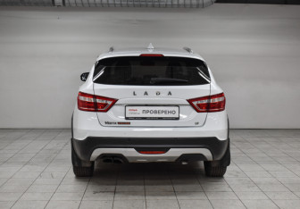 Подержанный автомобиль LADA (ВАЗ) Vesta Wagon 2018 года (6 фото)