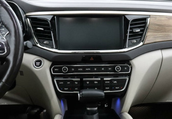 Подержанный автомобиль GAC GS8 2021 года (11 фото)