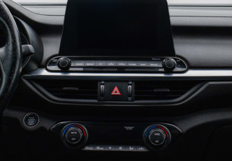 Подержанный автомобиль Kia Cerato Sedan 2020 года (14 фото)