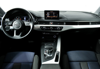 Подержанный автомобиль Audi A5 Liftback 2018 года (11 фото)