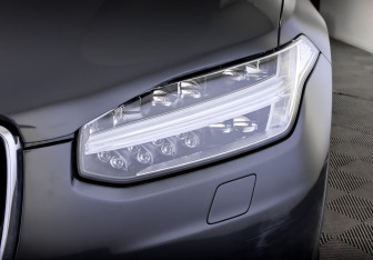 Подержанный автомобиль Volvo XC90 2018 года (17 фото)