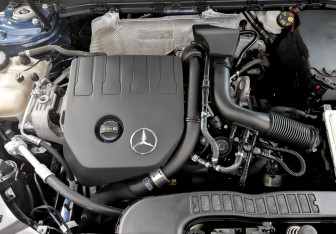 Подержанный автомобиль Mercedes-Benz GLB 2021 года (9 фото)