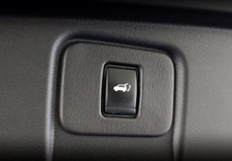 Подержанный автомобиль Nissan Murano Suv 2022 года (26 фото)