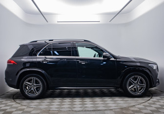 Подержанный автомобиль Mercedes-Benz GLE 2019 года (6 фото)