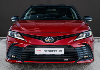 Подержанный автомобиль Toyota Camry Sedan 2021 года (2 фото)