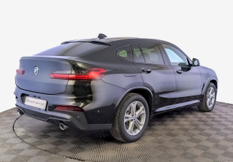 Подержанный автомобиль BMW X4 2020 года (5 фото)