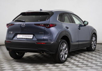 Подержанный автомобиль Mazda CX-30 2021 года (5 фото)
