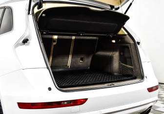 Подержанный автомобиль Audi Q5 2014 года (14 фото)