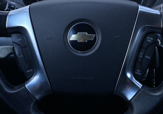 Подержанный автомобиль Chevrolet Epica 2008 года (15 фото)