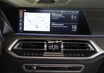 Подержанный автомобиль BMW X7 2019 года (26 фото)