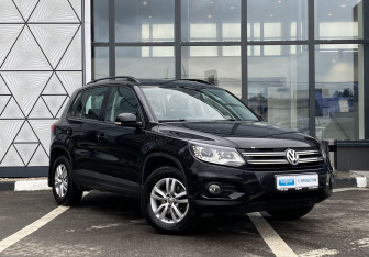 Подержанный автомобиль Volkswagen Tiguan 2011 года (3 фото)