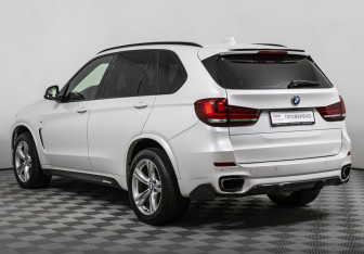 Подержанный автомобиль BMW X5 2016 года (7 фото)