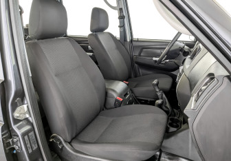 Подержанный автомобиль УАЗ Pickup 2024 года (23 фото)