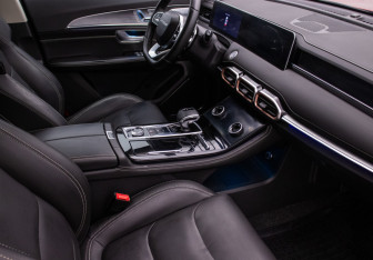 Подержанный автомобиль Jetour X70 2024 года (9 фото)