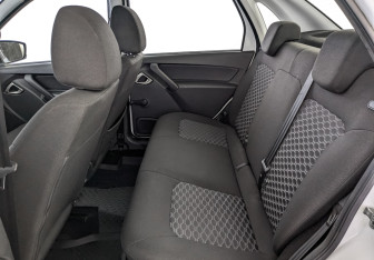 Подержанный автомобиль LADA (ВАЗ) Granta Sedan 2022 года (18 фото)