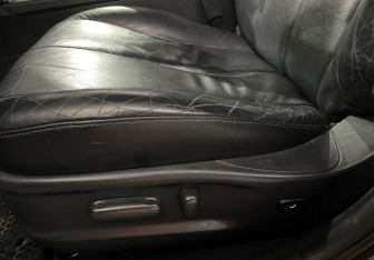 Подержанный автомобиль Toyota Camry Sedan 2010 года (16 фото)