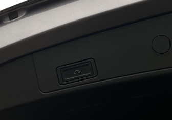 Подержанный автомобиль Chery Tiggo 8 Pro 2022 года (10 фото)