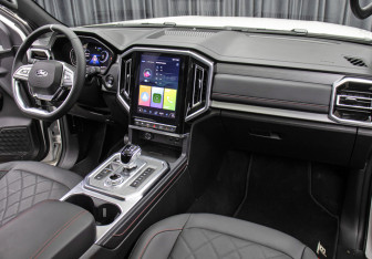 Подержанный автомобиль JAC T9 2025 года (12 фото)