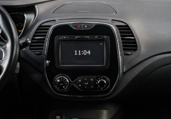 Подержанный автомобиль Renault Kaptur 2016 года (13 фото)