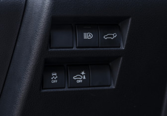 Подержанный автомобиль Toyota Land Cruiser Suv 2023 года (29 фото)