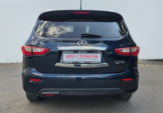 Подержанный автомобиль Infiniti QX60 2015 года (6 фото)