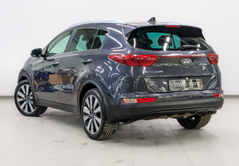 Подержанный автомобиль Kia Sportage 2018 года (7 фото)