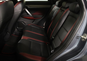 Подержанный автомобиль Geely Coolray 2021 года (12 фото)