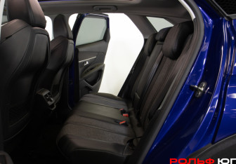 Подержанный автомобиль Peugeot 3008 2019 года (8 фото)