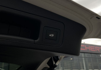 Подержанный автомобиль GAC GS8 2021 года (11 фото)