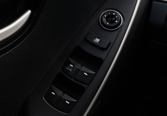 Подержанный автомобиль Hyundai i30 Hatchback 2014 года (15 фото)