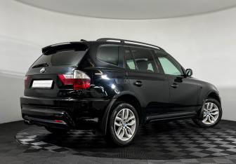 Подержанный автомобиль BMW X3 2006 года (2 фото)