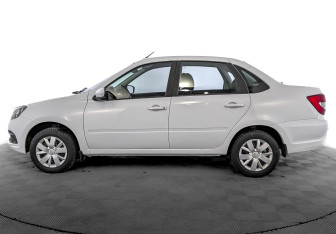 Подержанный автомобиль LADA (ВАЗ) Granta Sedan 2023 года (8 фото)