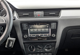 Подержанный автомобиль Skoda Rapid Liftback 2019 года (15 фото)