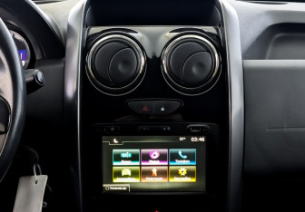 Подержанный автомобиль Renault Duster 2017 года (15 фото)