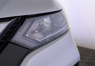 Подержанный автомобиль Nissan Qashqai 2020 года (11 фото)