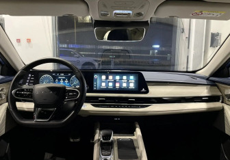 Подержанный автомобиль Chery Arrizo 8 2023 года (11 фото)