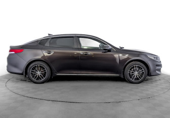 Подержанный автомобиль Kia Optima Sedan 2017 года (4 фото)