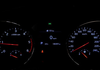 Подержанный автомобиль Kia Carnival 2018 года (22 фото)